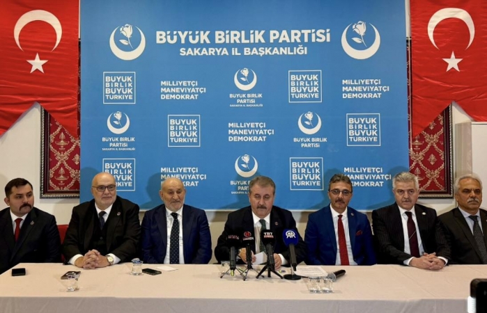GENEL BAŞKANIMIZ SAYIN MUSTAFA DESTİCİ İLE BİRLİKTE; SAKARYA MUHTARLAR FEDERASYONU BAŞKANLIĞI VE ERENLERE BELEDİYESİ ZİYARETİMİZ SONRASI, SAKARYA İL BAŞKANLIĞIMIZDA BASIN TOPLANTISI GERÇEKLEŞTİRDİK.