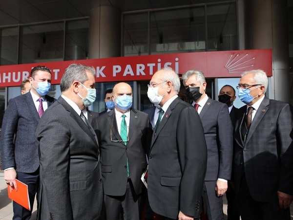 CHP'Yİ ZİYARET ETTİK